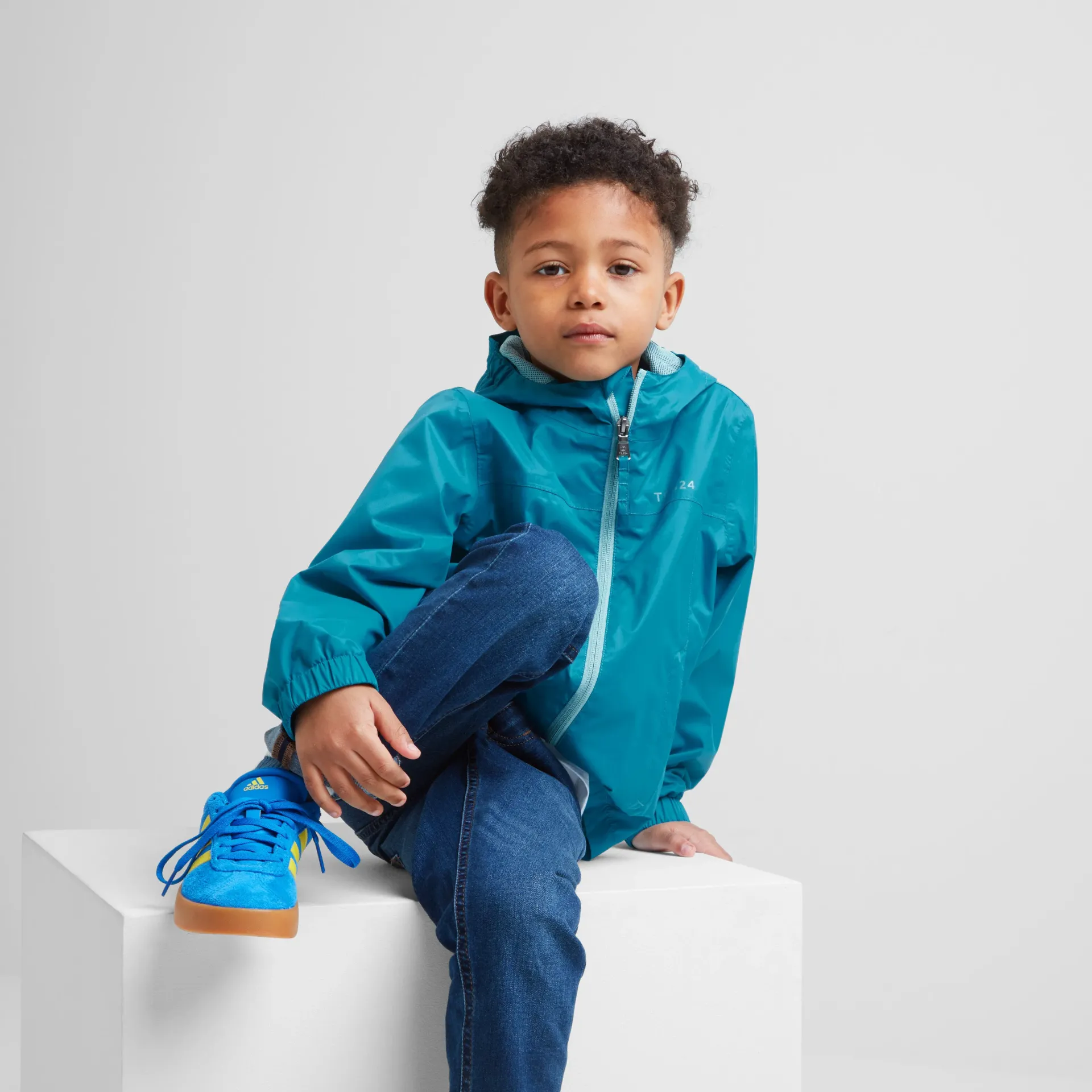 copley-kids-waterproof-jacket-ZsOdkMUi-3.webp Outlet TOG24 Copley Kids Waterproof Jacket Mosaic Blue