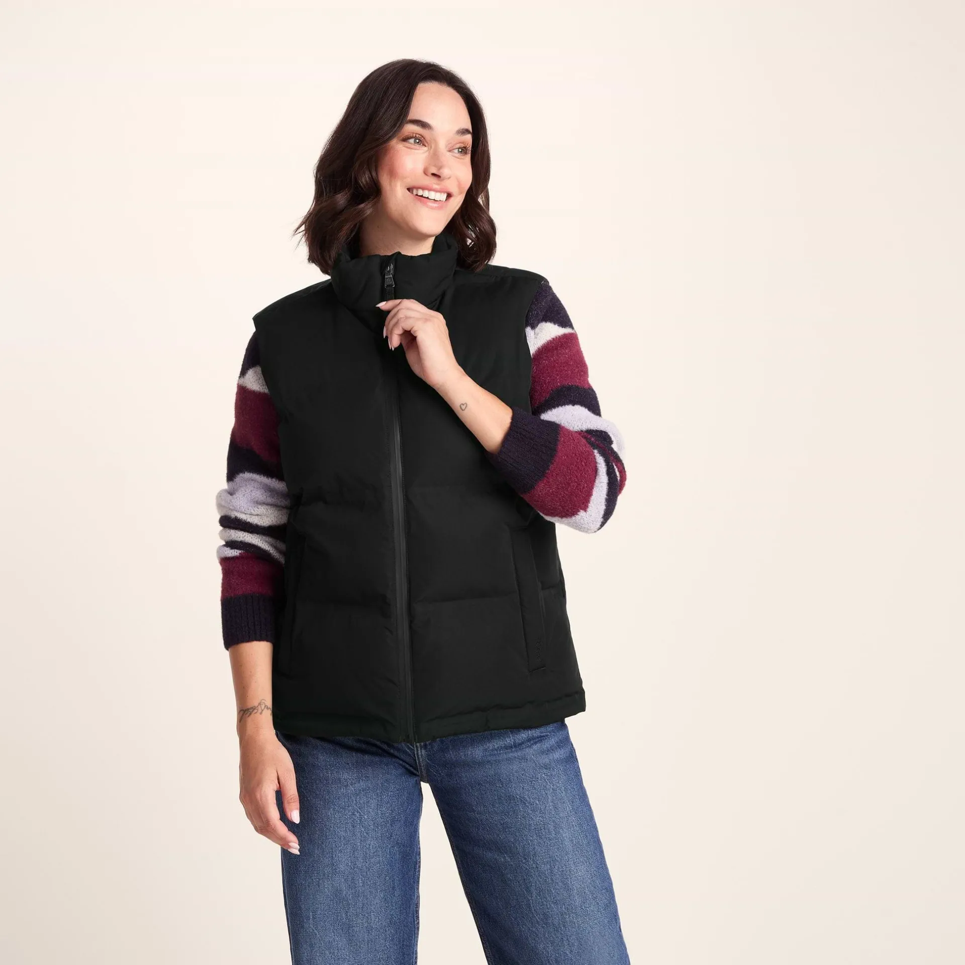 elyna-women39s-quilted-gilet-i-CgeLAGXy-0.webp New TOG24 Elyna Women's Quilted Gilet In | Black