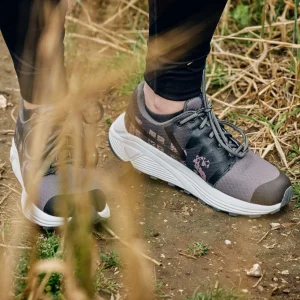 Clearance TOG24 Grubs Boots Discover Unisex Walking Trainer Grey