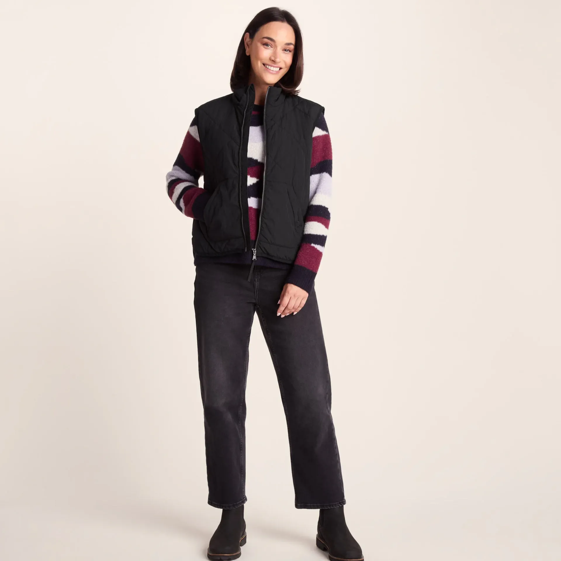 juni-women39s-winter-gilet-in-HzERSByT-1.webp Discount TOG24 Juni Women's Winter Gilet In | Black