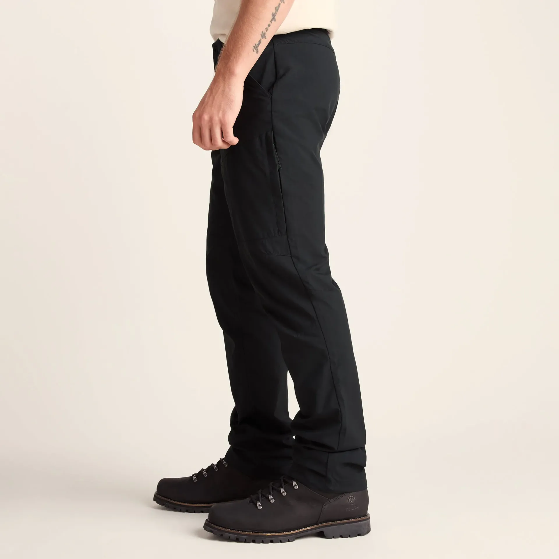 rowland-mens-trousers-regular-GUTTJZAm-4.webp Discount TOG24 Rowland Mens Trousers Regular Black