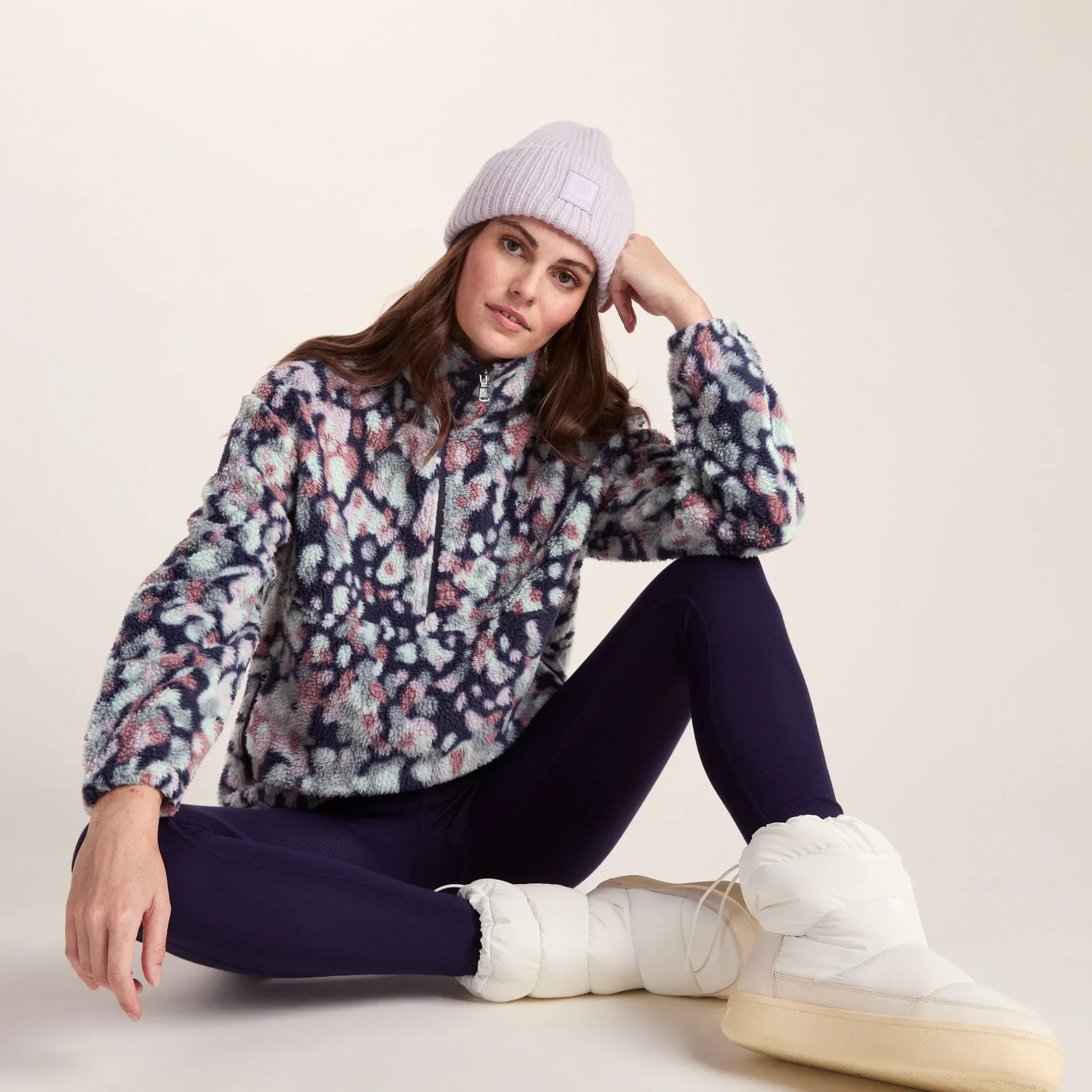 sara-womens-sherpa-fleece-pebb-RYXoWKKZ-5.webp Sale TOG24 Sara Womens Sherpa Fleece Pebble Print