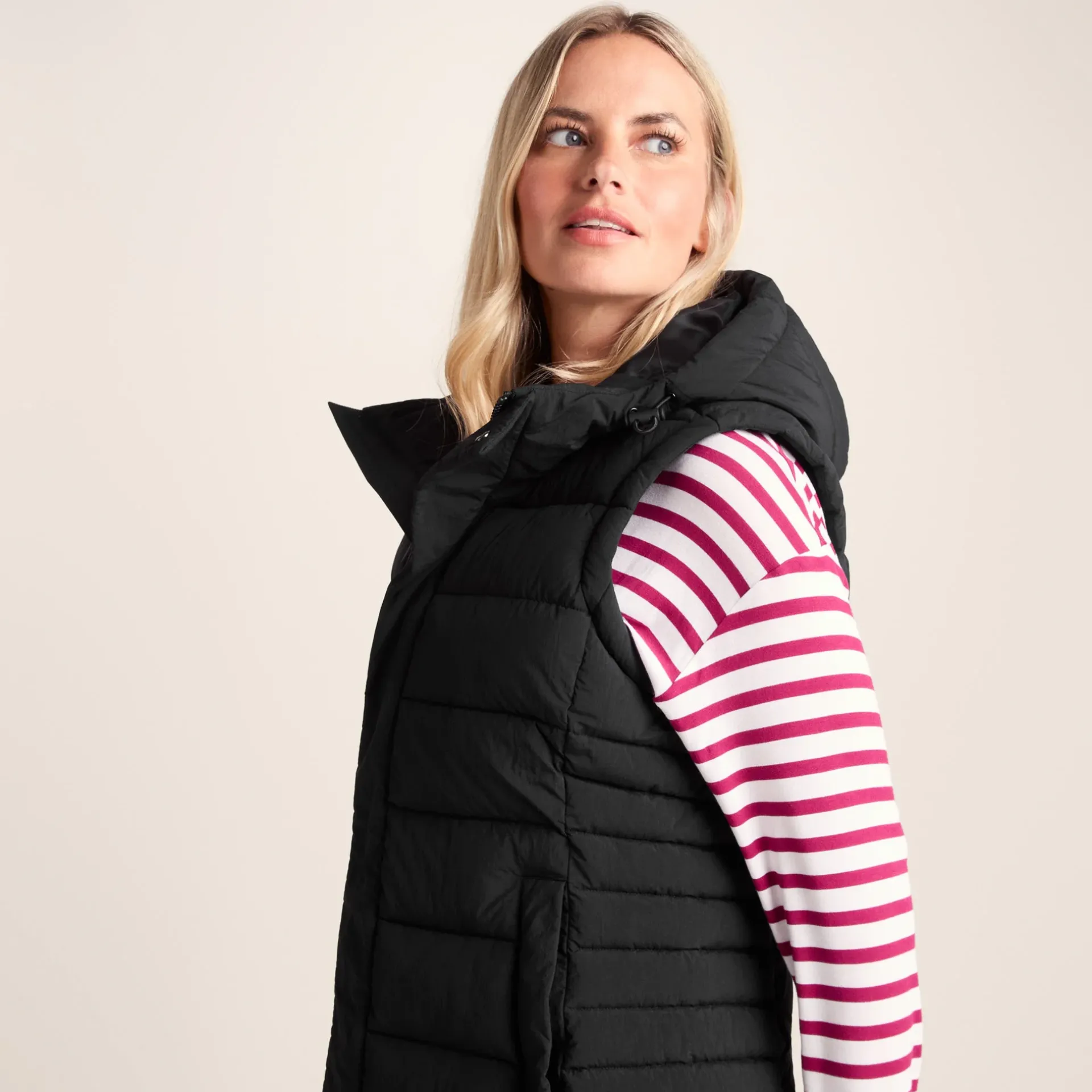 wyness-womens-padded-gilet-bla-kGmmDRzb-4.webp Hot TOG24 Wyness Womens Padded Gilet Black