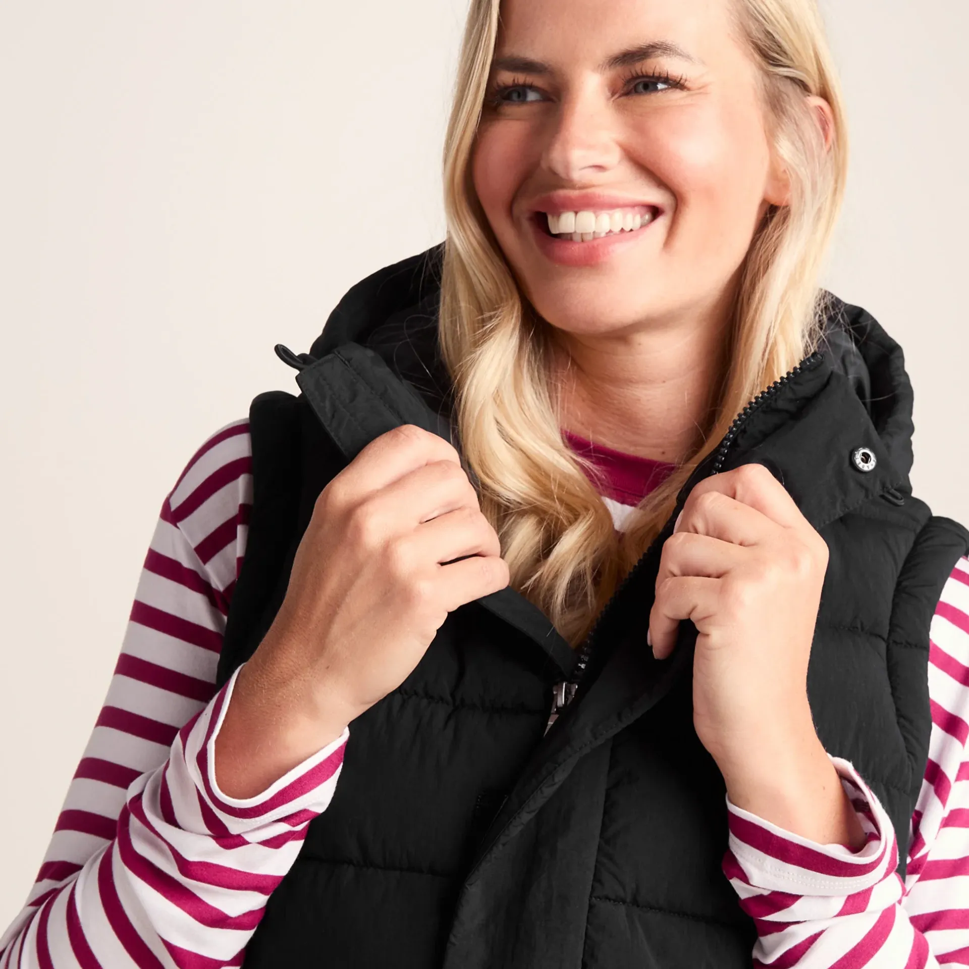 wyness-womens-padded-gilet-bla-kGmmDRzb-5.webp Hot TOG24 Wyness Womens Padded Gilet Black